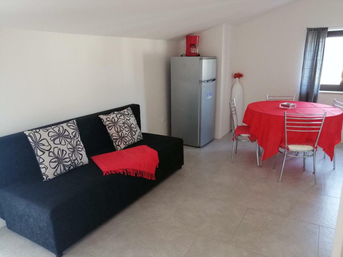 Gracia Apartments Funtana Ngoại thất bức ảnh